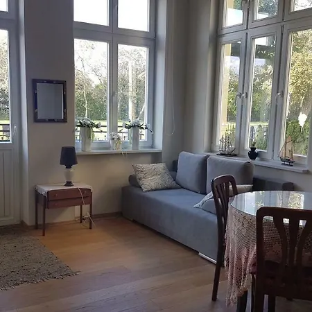 Cecylia Apartment